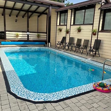 Central Courtyard Slavske Luaran gambar