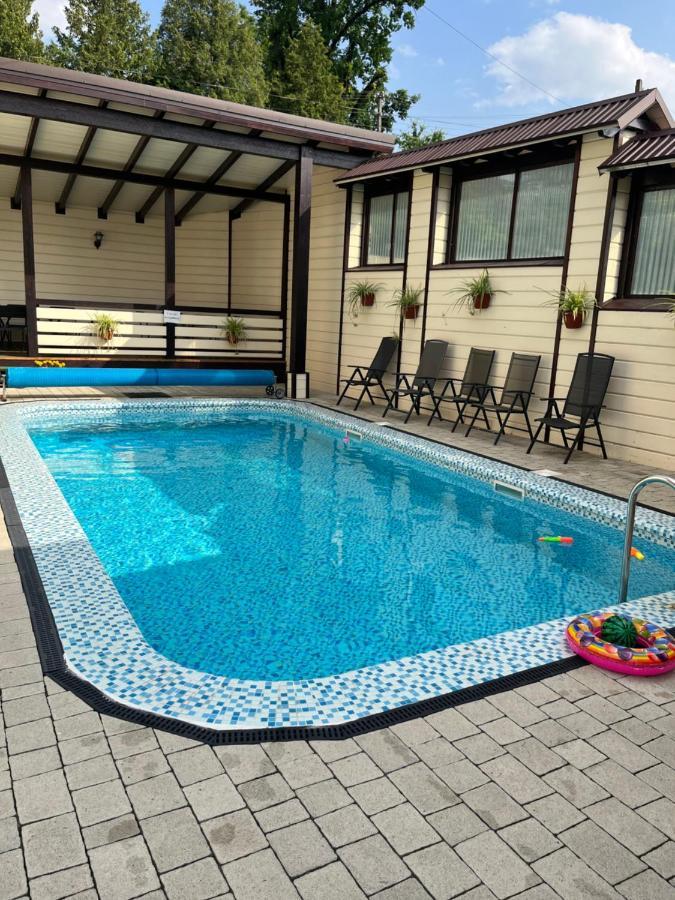 Central Courtyard Slavske Luaran gambar